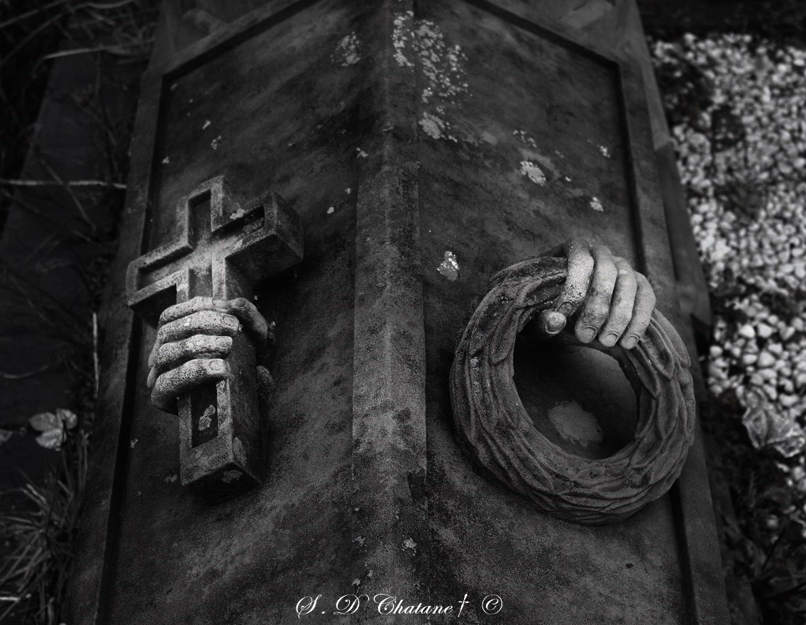Cimetière Etalle Belgique 2.jpg