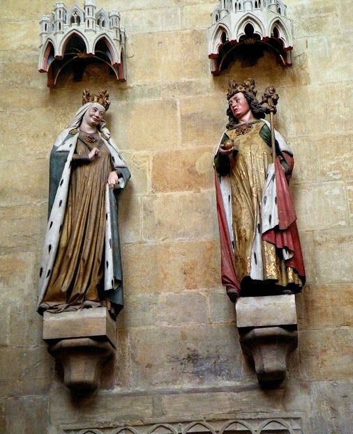 Empress Adelheid von Burgund & Emperor Otto I. Figures in Meissen Cathedral.jpg